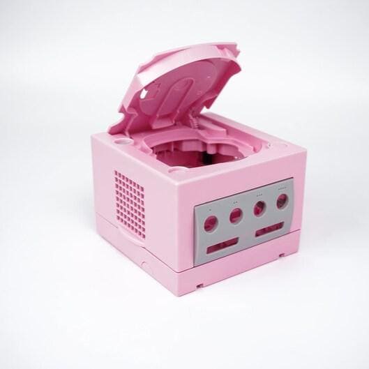 Custom GameCube Console with pad or wireless adapter, Picoboot Board, battery mod, and SD Card Reader - Unique Retro Gaming Mod - Console Revive