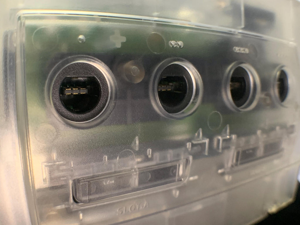 Custom GameCube Console with pad or wireless adapter, Picoboot Board, battery mod, and SD Card Reader - Unique Retro Gaming Mod - Console Revive